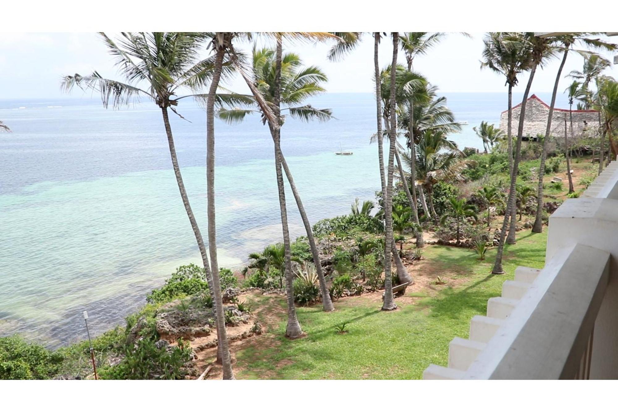 Mombasa Beach Hotel Extérieur photo