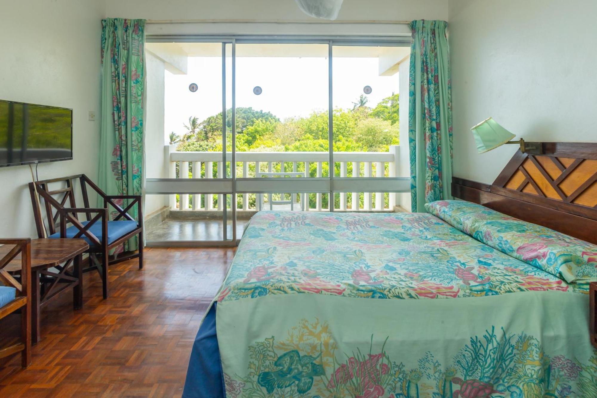 Mombasa Beach Hotel Extérieur photo
