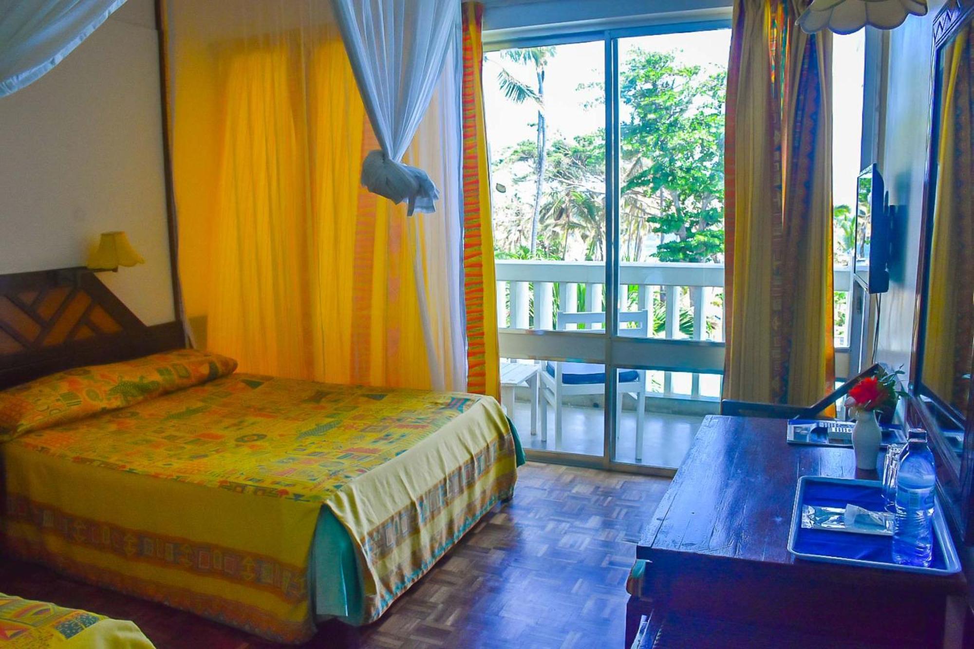 Mombasa Beach Hotel Extérieur photo